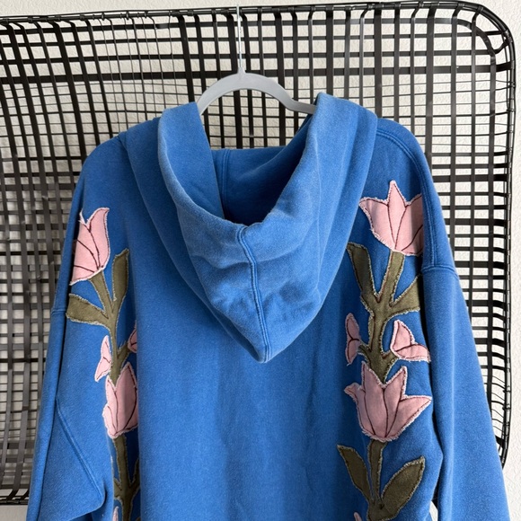 Free people We The Free It's A Vibe Flowers Hoodie cobalt blue - Picture 8 of 11
